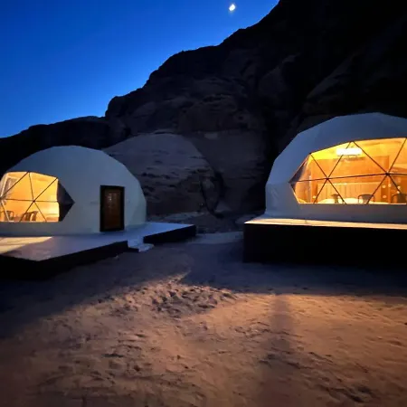 Hotel Wild Oryx Camp Bubbles Wadi Rum Exterior foto