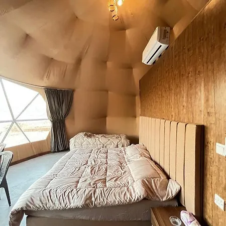 Hotel Wild Oryx Camp Bubbles Wadi Rum Exterior foto